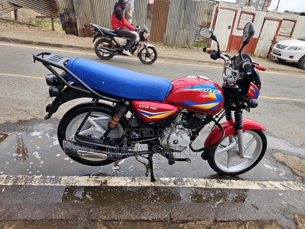 Bajaj Boxer 125 2026 Red - thumbnail 3