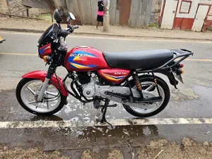 Bajaj Boxer 2026 Red