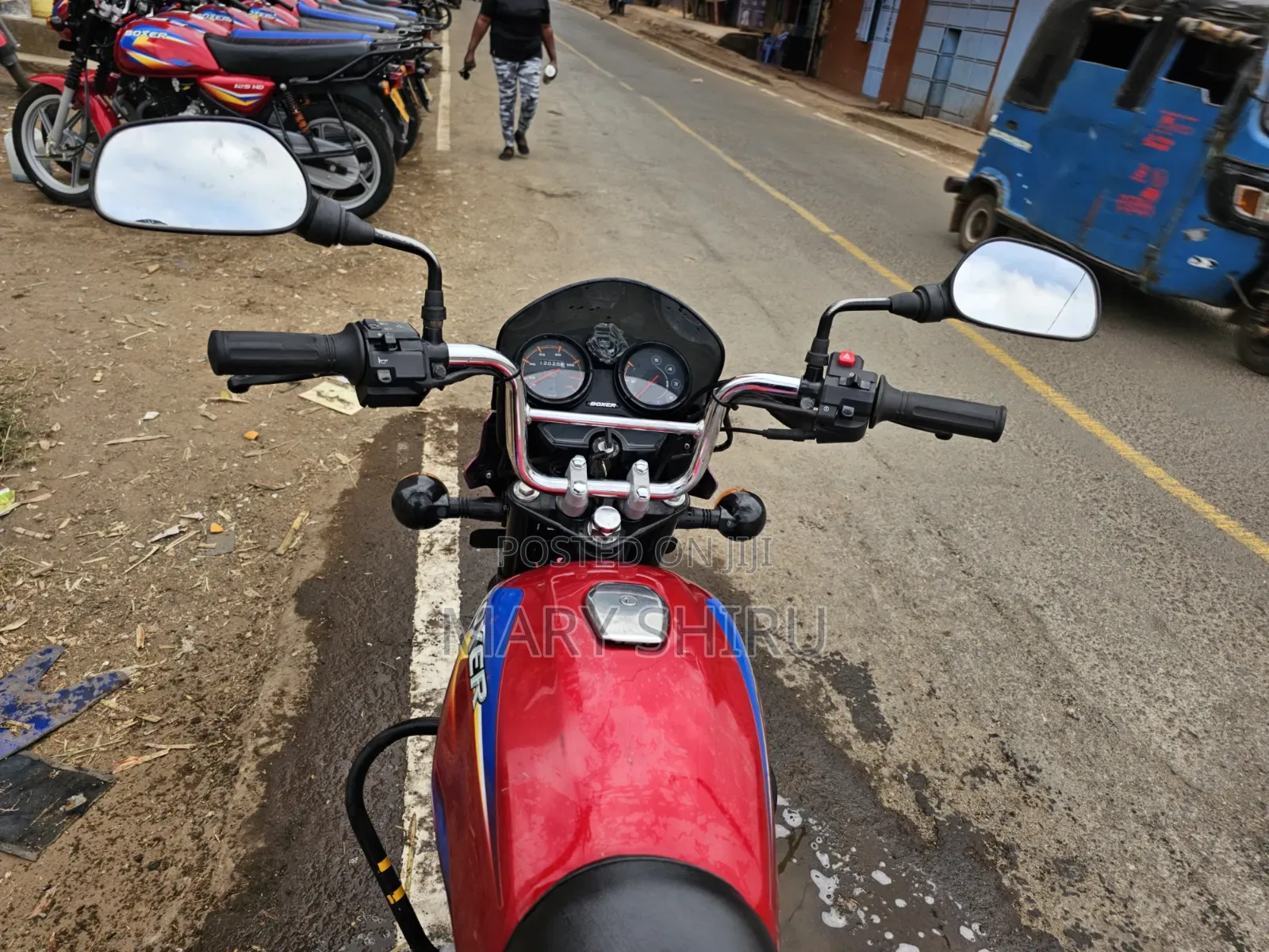 Bajaj Boxer 2026 Red
