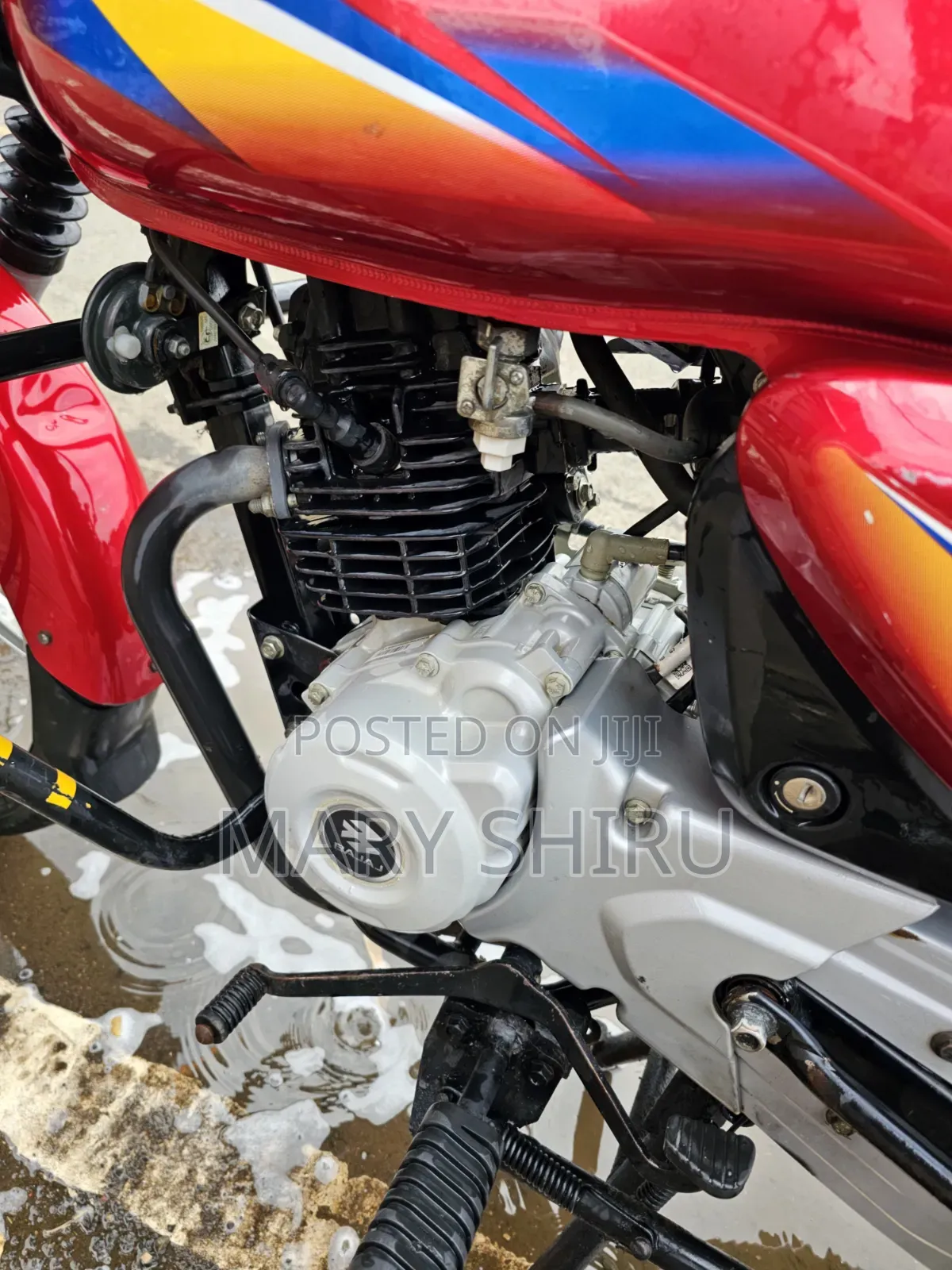 Bajaj Boxer 2026 Red