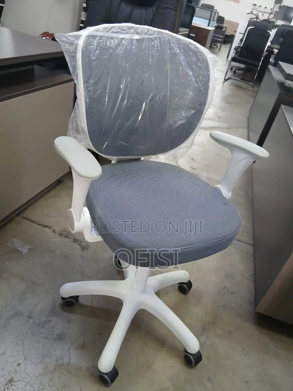 Office Chair; Height Adjustable Ergonomic Kids Study Chair