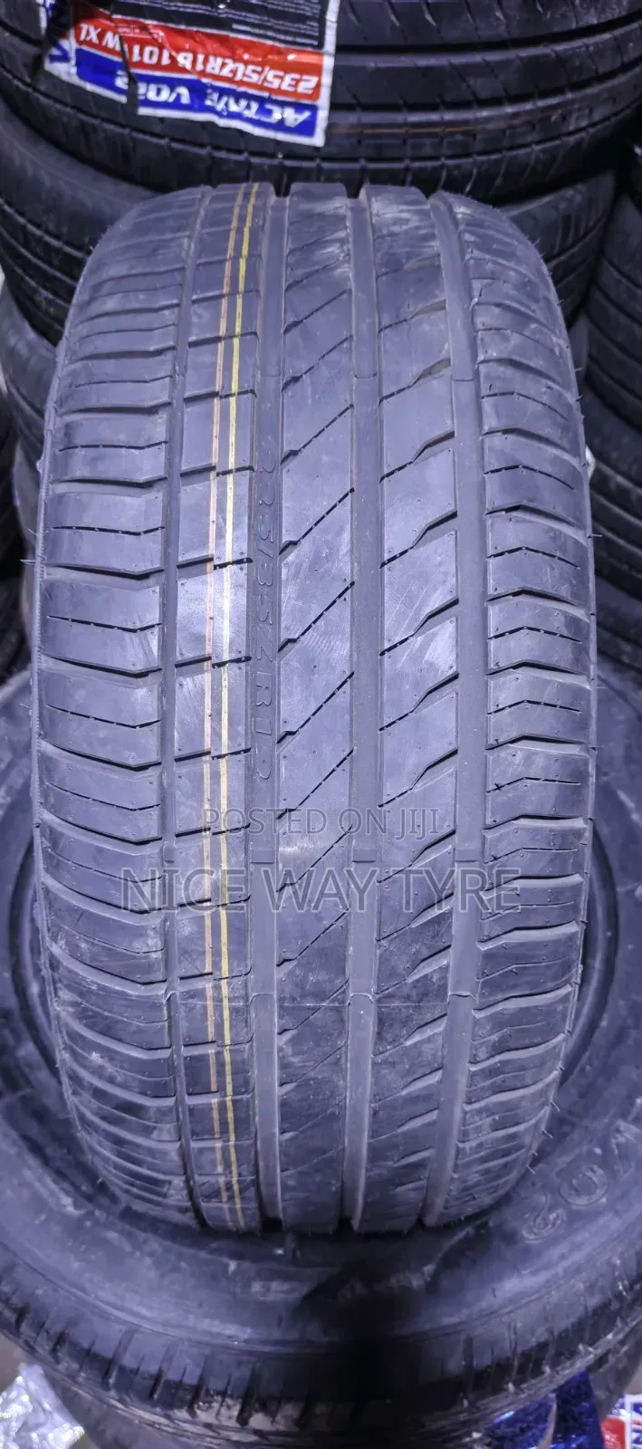 225/35r19 Vinmax
