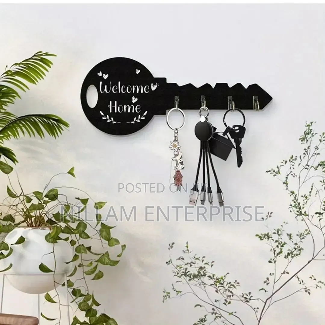Wall Mounted Decorative Wooden Key Organizer*