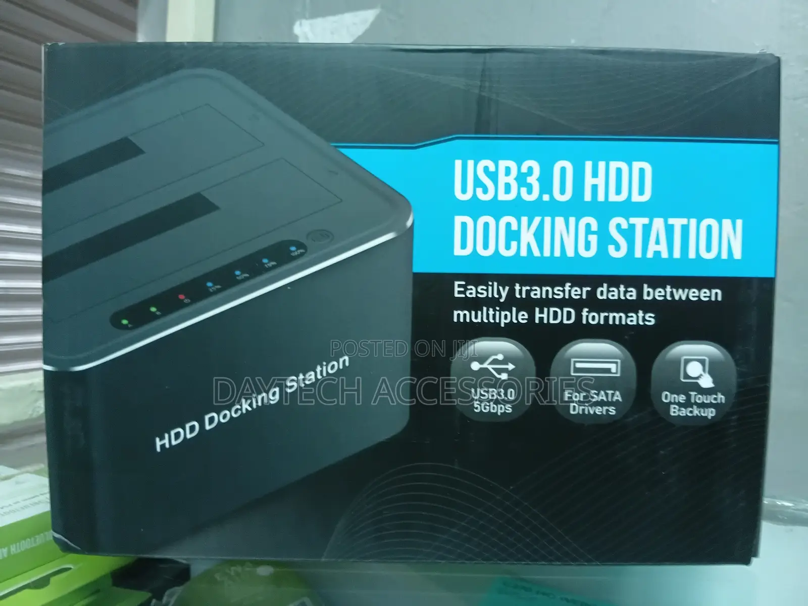 This Is a Haysenser Usb3.0 Dual Bay HDD Docking Station.