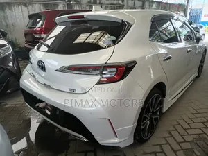 Toyota Corolla Hybrid 2023 White
