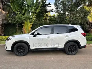 Subaru Forester 2.5i Premium AWD 2018 White