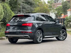 Audi Q5 2.0T Premium AWD quattro 2019 Gray
