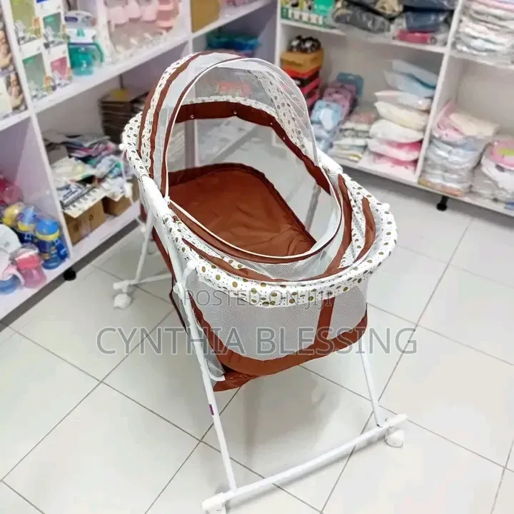 Portable Bassinet: Foldable With Net and Wheels