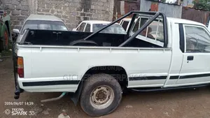 Mitsubishi L200 2004 White