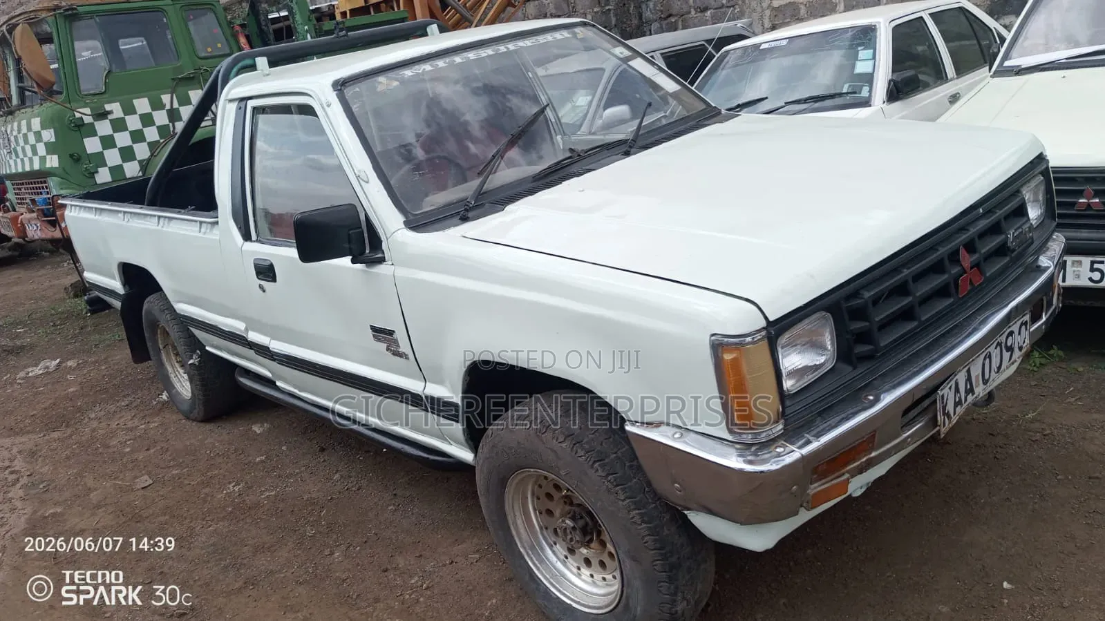 Mitsubishi L200 2004 White