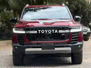 New Toyota Land Cruiser 2023 Red