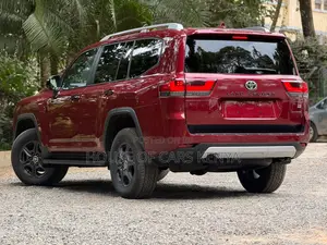 New Toyota Land Cruiser 2023 Red