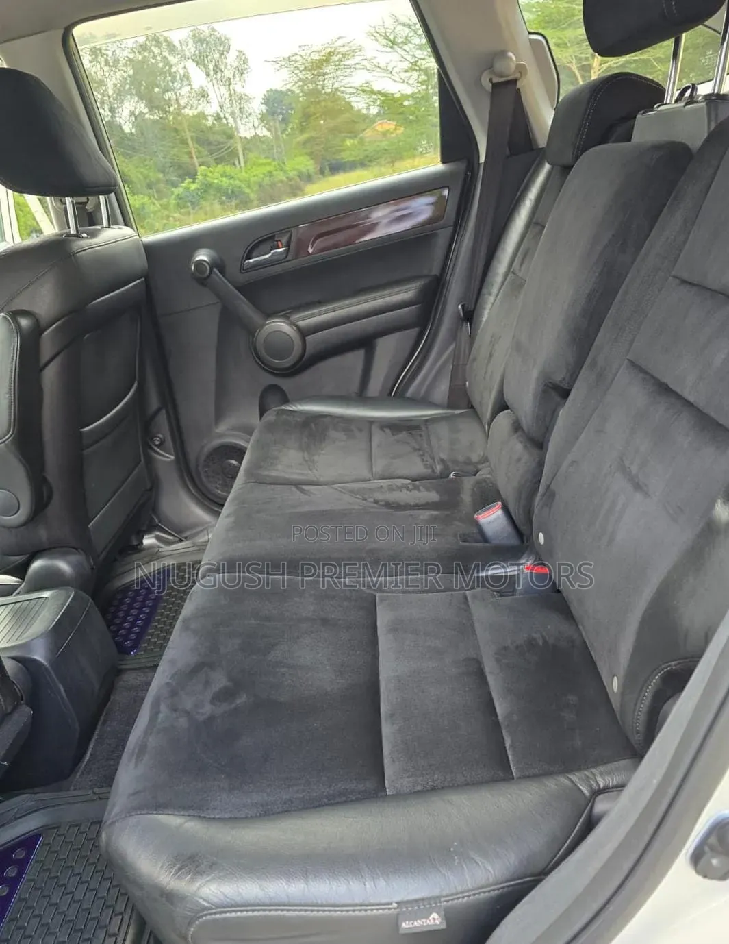 Honda CR-V 2010 White