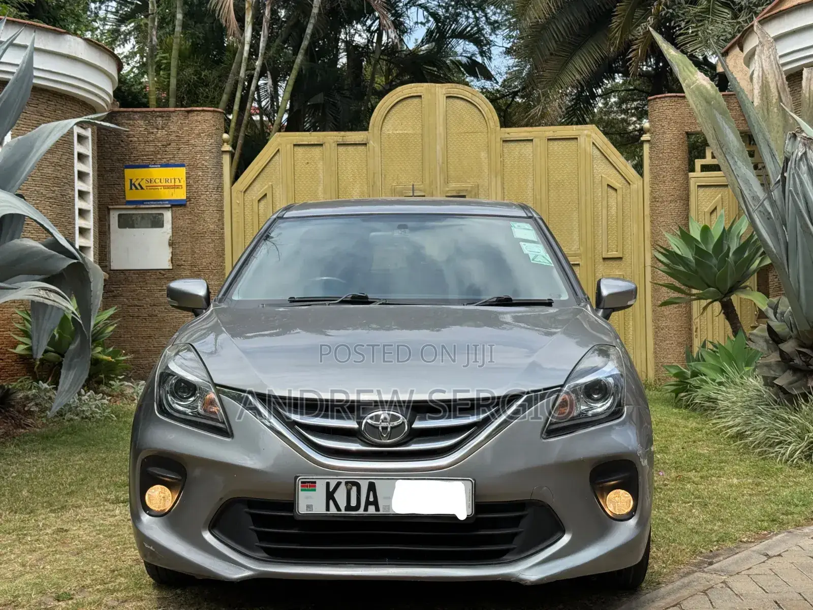 Toyota Starlet 2020 Gray
