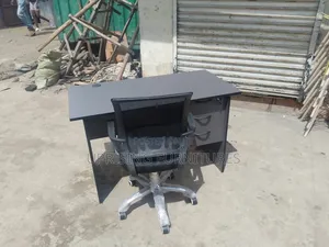 Durable Office Desk 1.2m Mesh Chair