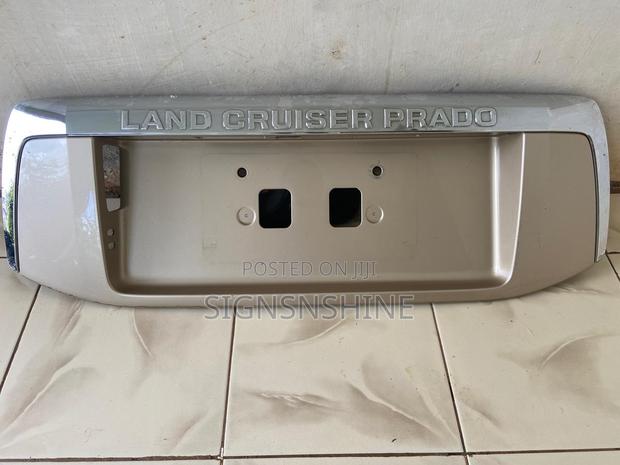 Prado J 150 Backdoor Garnish