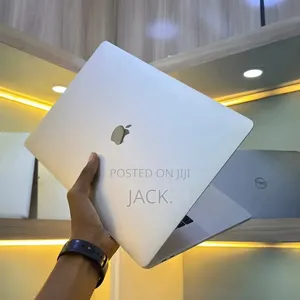 Laptop Apple MacBook 2018 16GB Intel Core i7 SSD 256GB