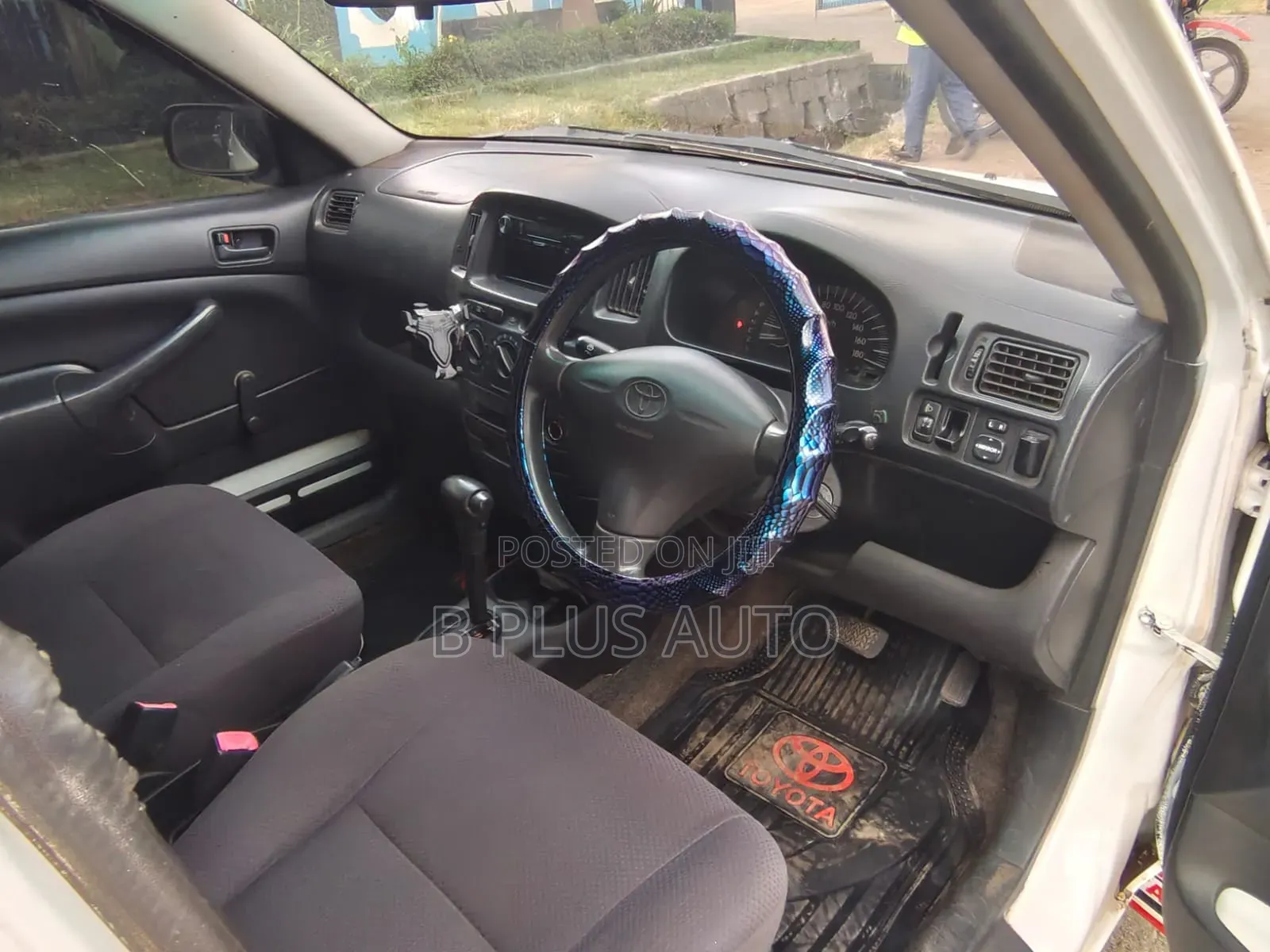 Toyota Probox 2011 White