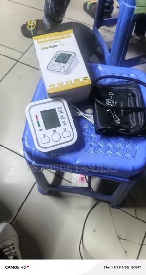 Blood Pressure Monitors Arm Band Type LCD Display
