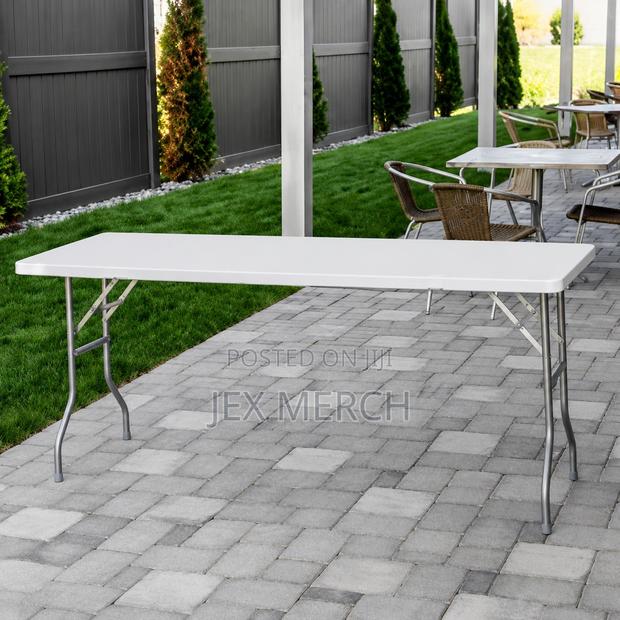 Family-Sized Foldable Table (1.8m)
