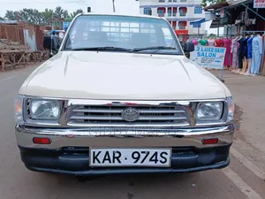 Toyota Hilux 2007 Beige