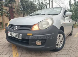 Nissan Advan 2013 Beige