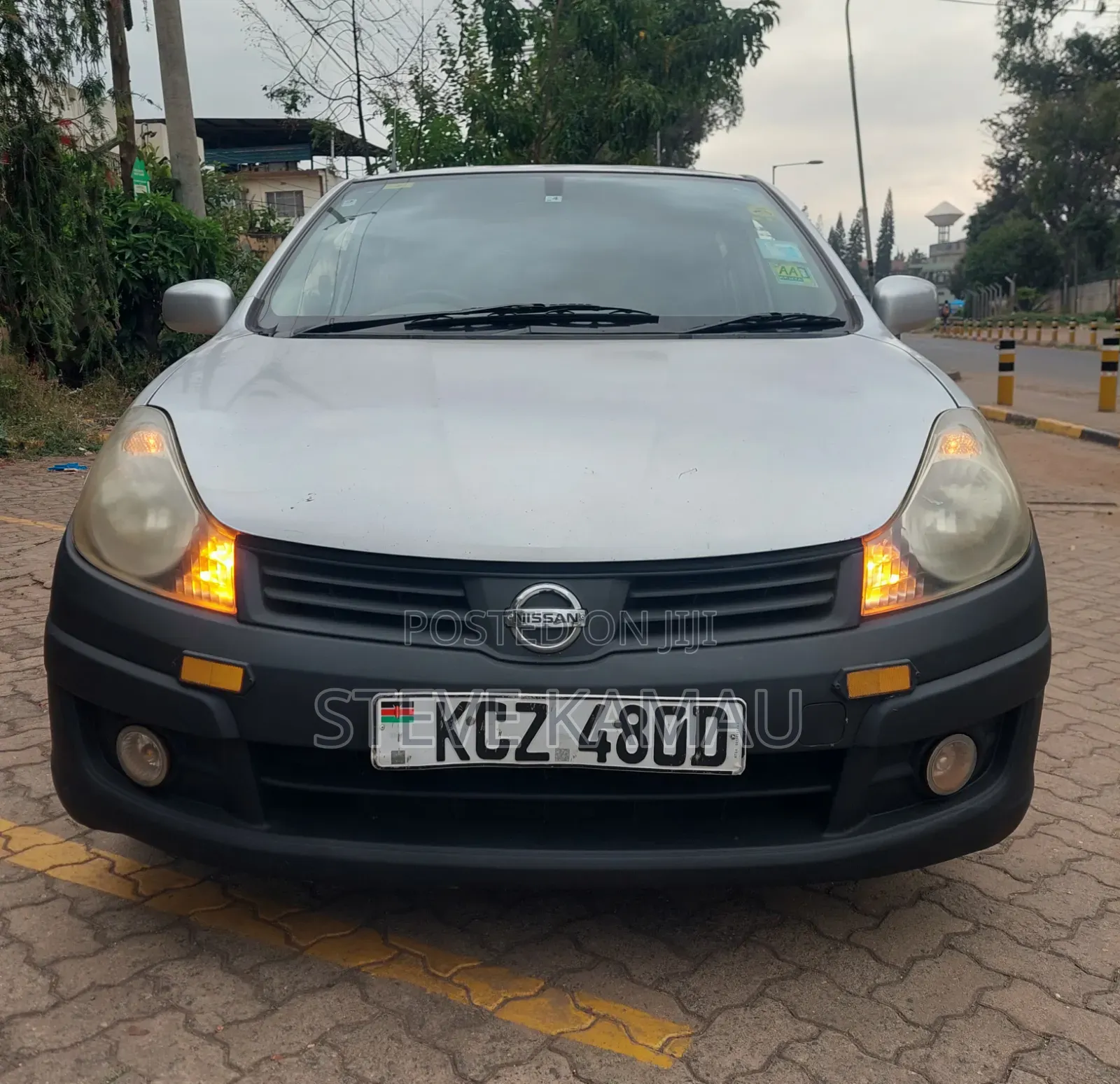 Nissan Advan 2013 Beige