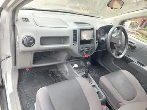 Nissan Advan 2013 Beige