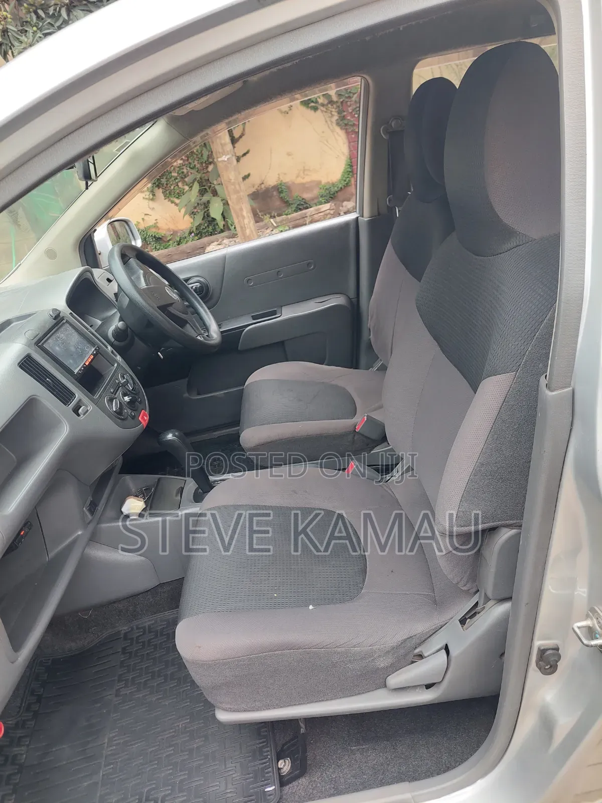 Nissan Advan 2013 Beige