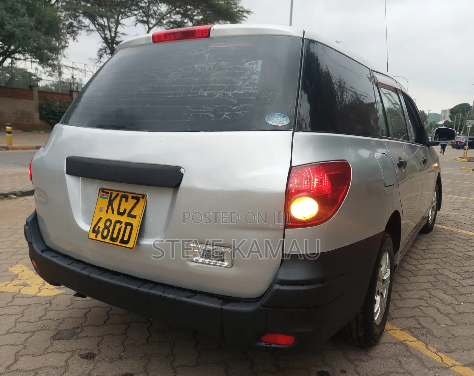 Nissan Advan 2013 Beige