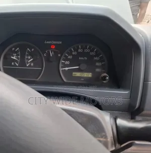 Toyota Land Cruiser 79 Series 2014 Green