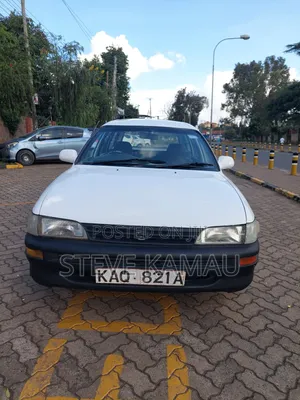 Toyota Corolla 1996 White
