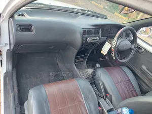 Toyota Corolla 1996 White