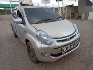 Toyota Passo 2014 Silver