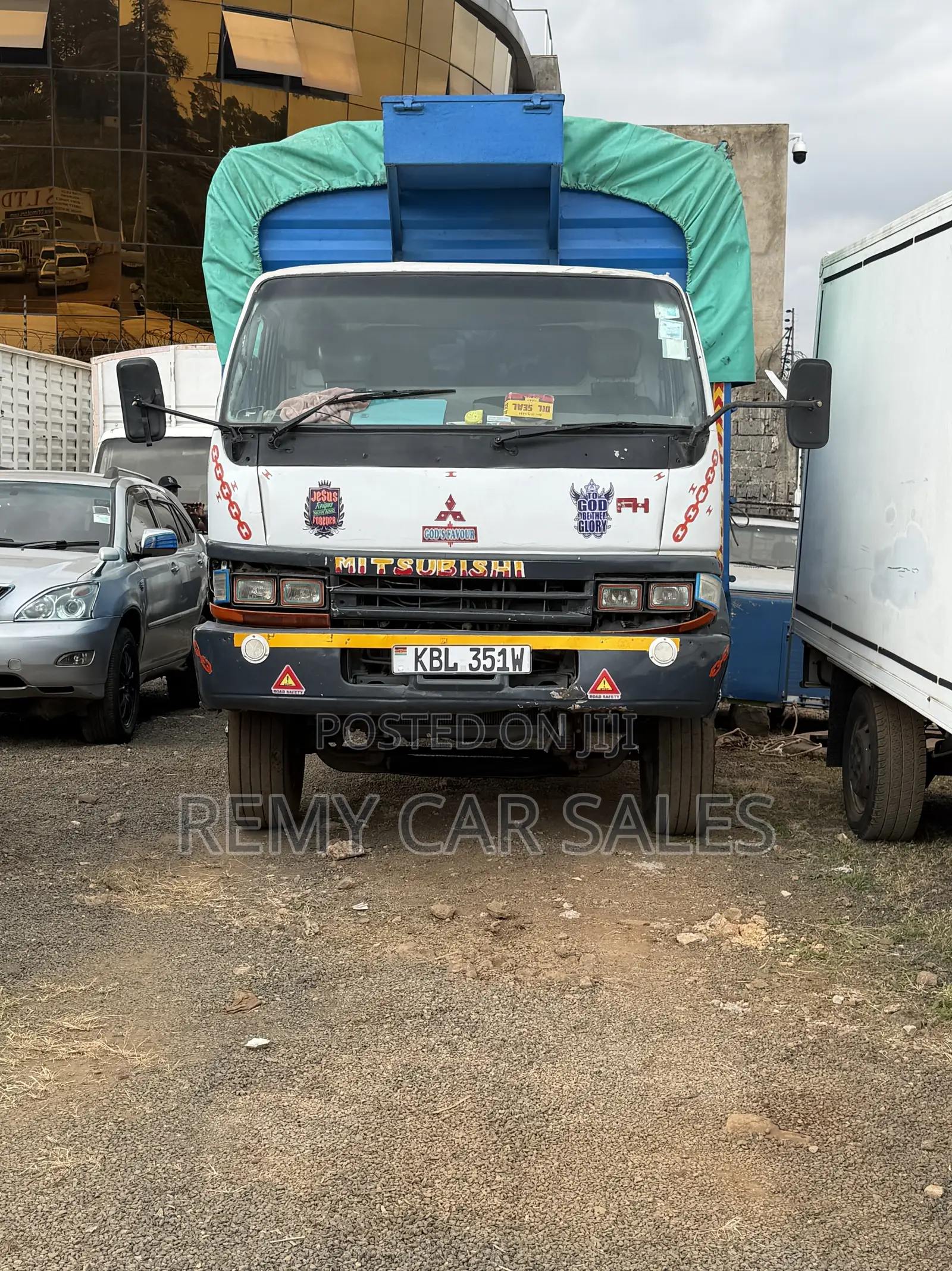 Mistibishi Lorry