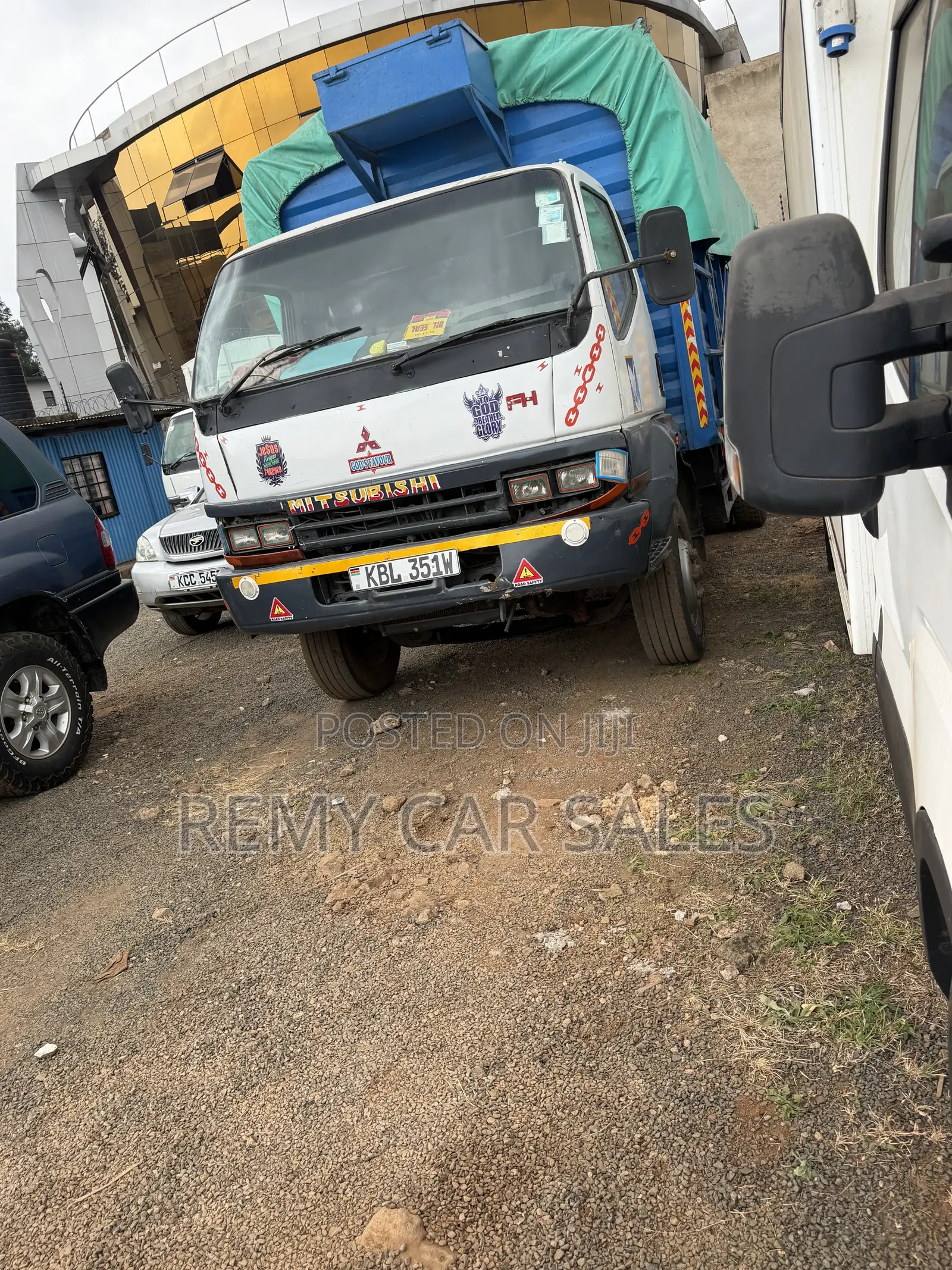Mistibishi Lorry