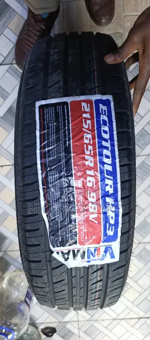 215/65r16 Vinmax
