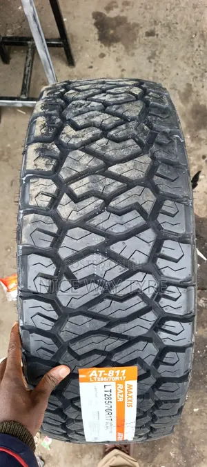 285/70r17 Maxxis Tires