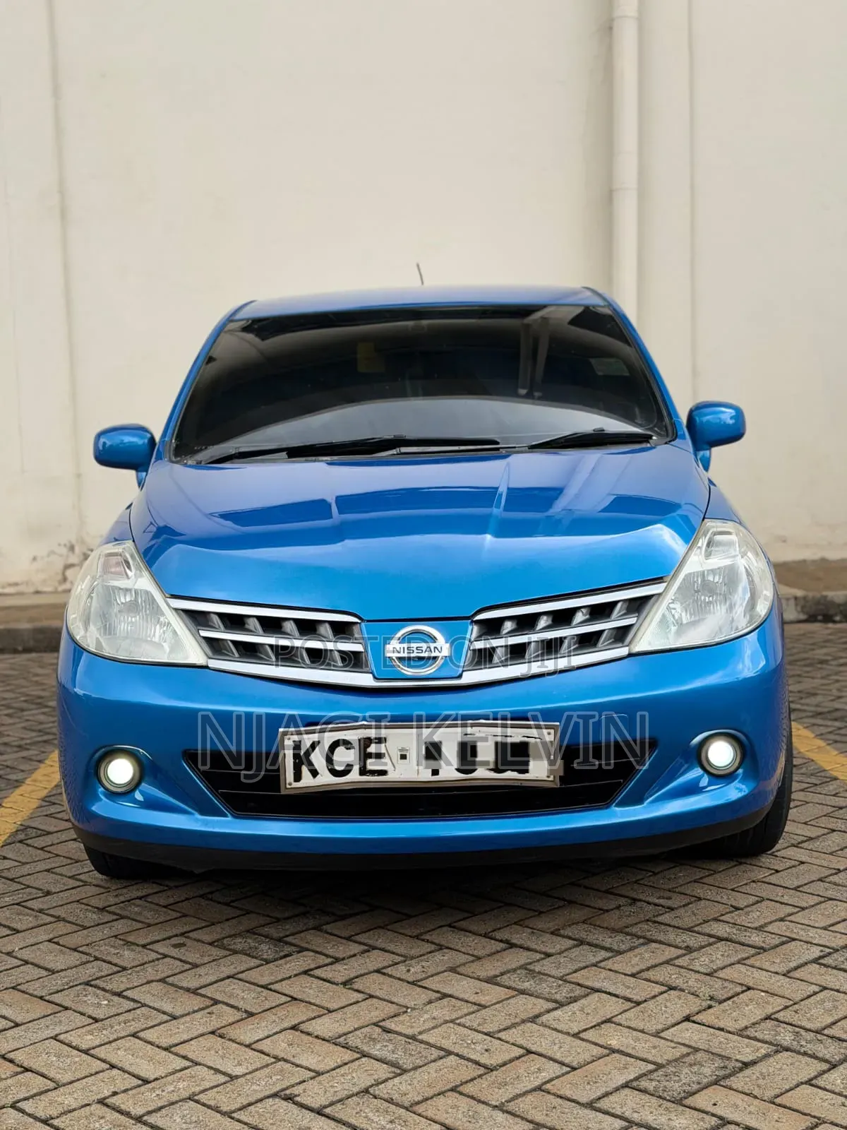 Nissan Tiida 2010 Blue