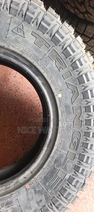 235/85r16 Triangle M/T