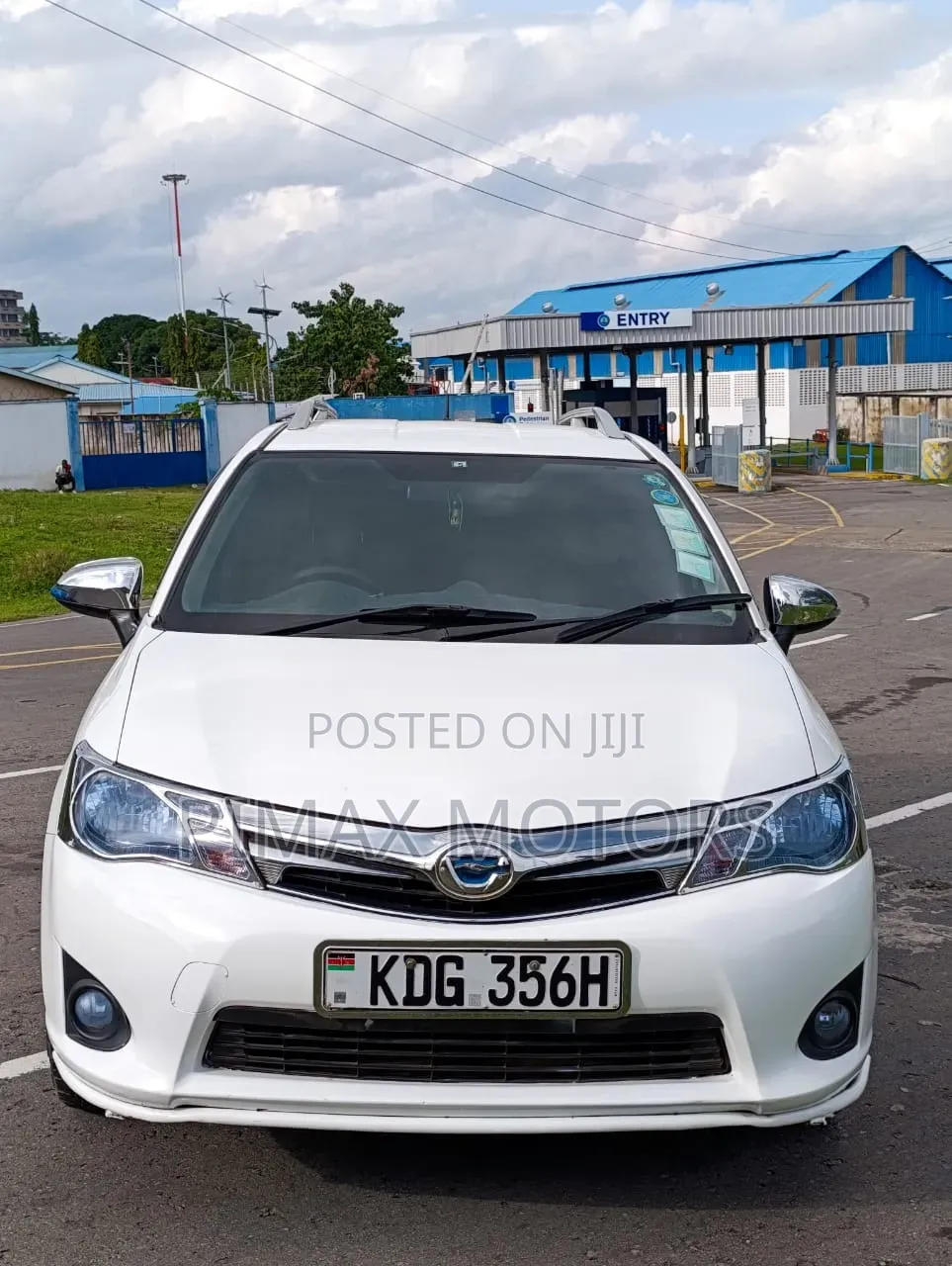 Toyota Corolla Fielder 2014 White