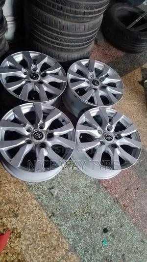V8 Sports Rim Size 20