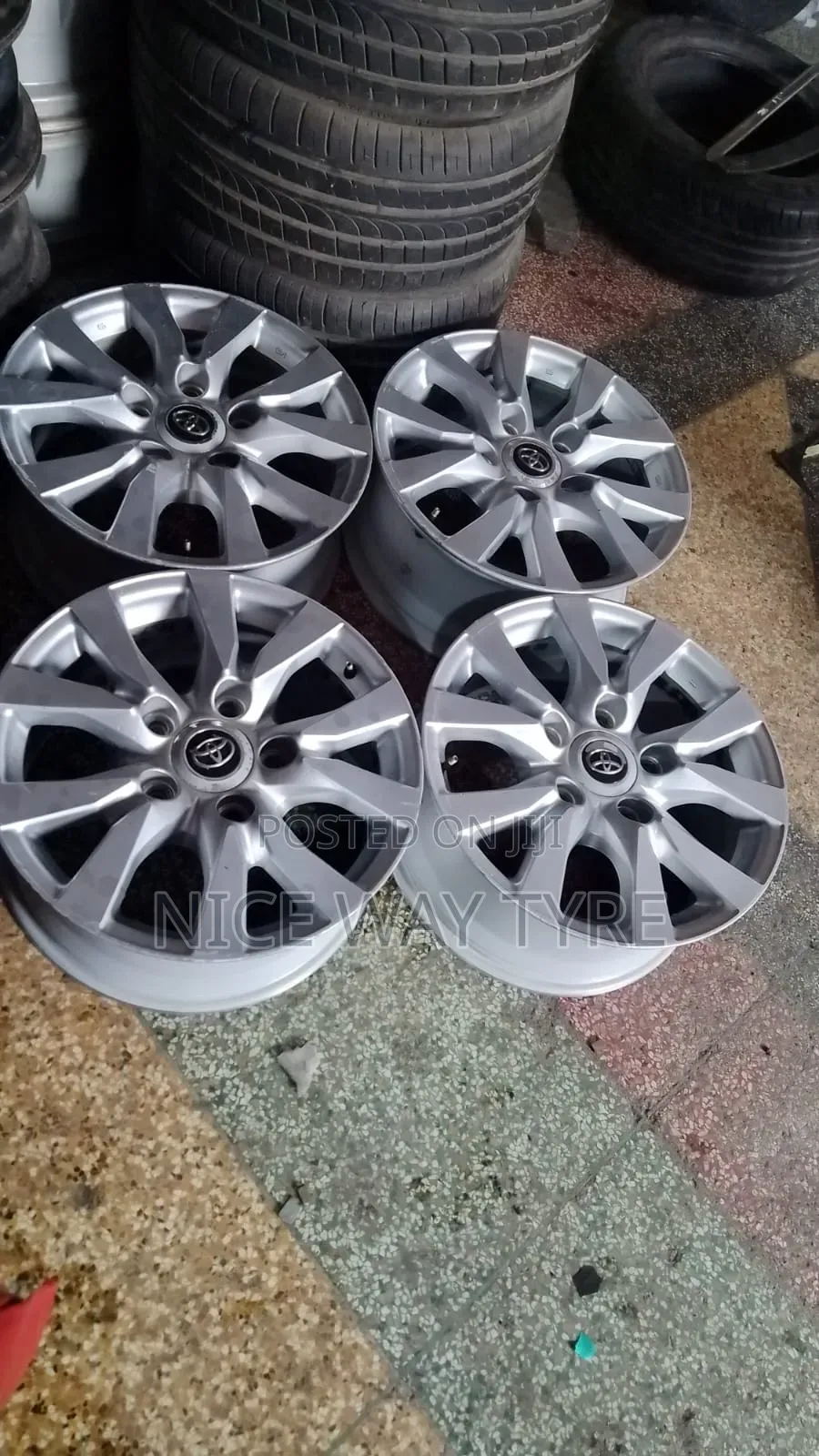 V8 Sports Rim Size 20