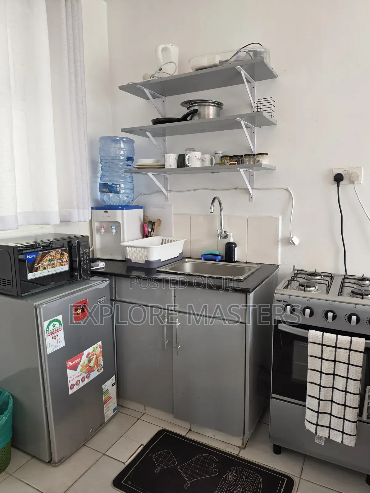 Orange Cute Airbnb Along Ngong Road