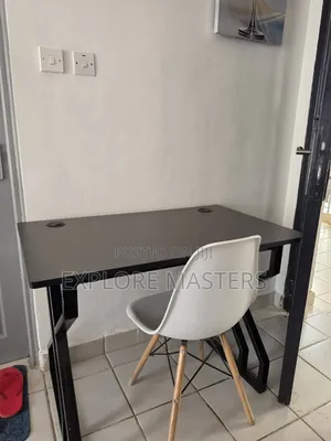 Orange Cute Airbnb Along Ngong Road
