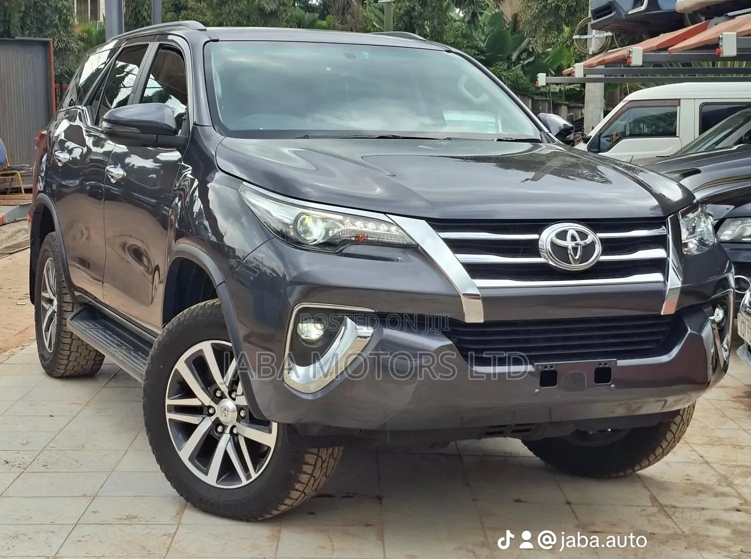 Toyota Fortuner 2019 Brown