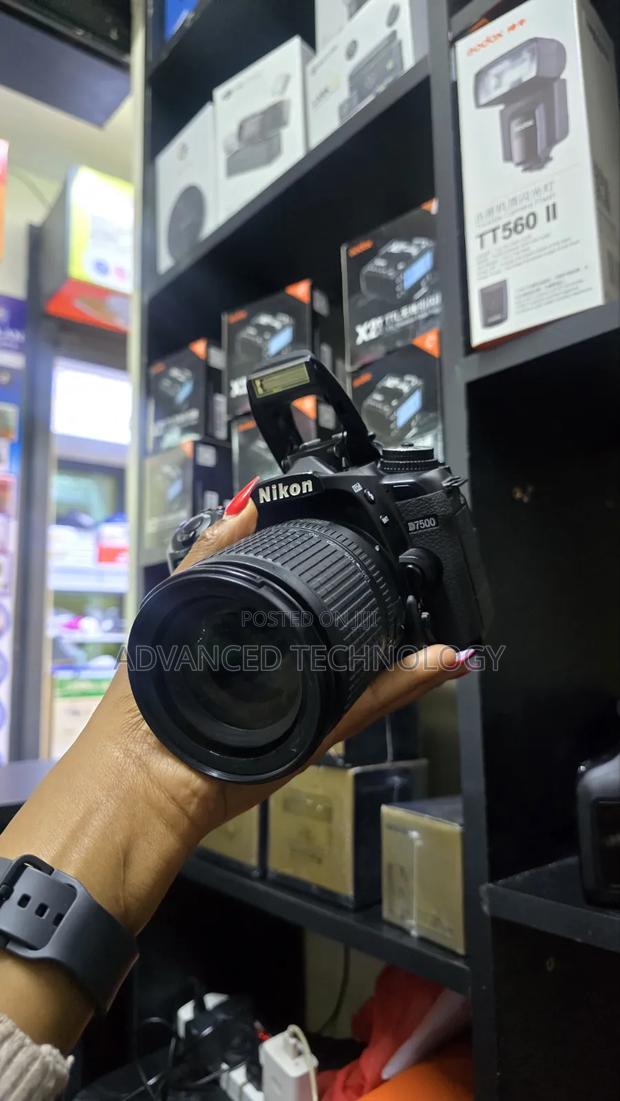 Nikon D7500 With 18-135mm Lens Used