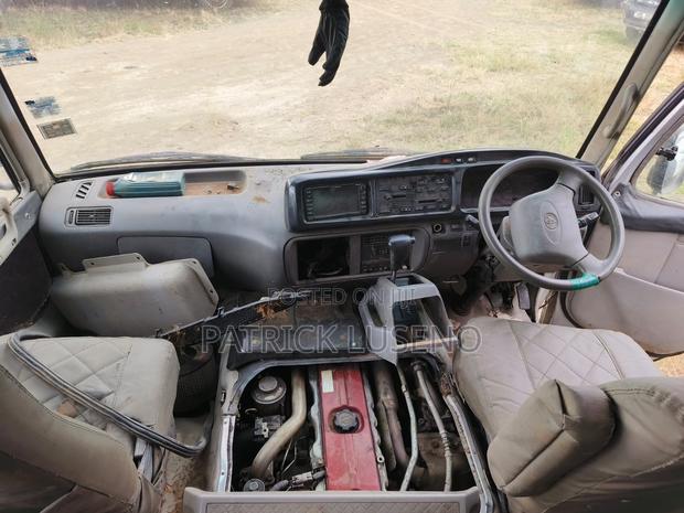 Toyota Coaster 2012 Grey - thumbnail 5