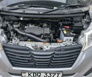 Toyota Roomy 2018 Silver
