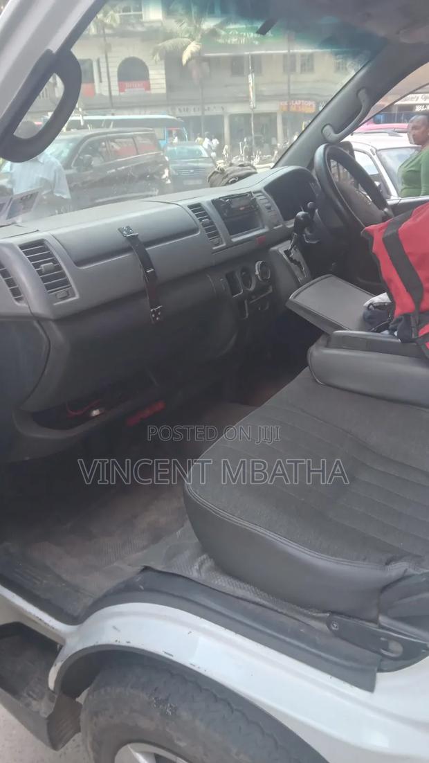 New Toyota HiAce 2014 White - thumbnail 4